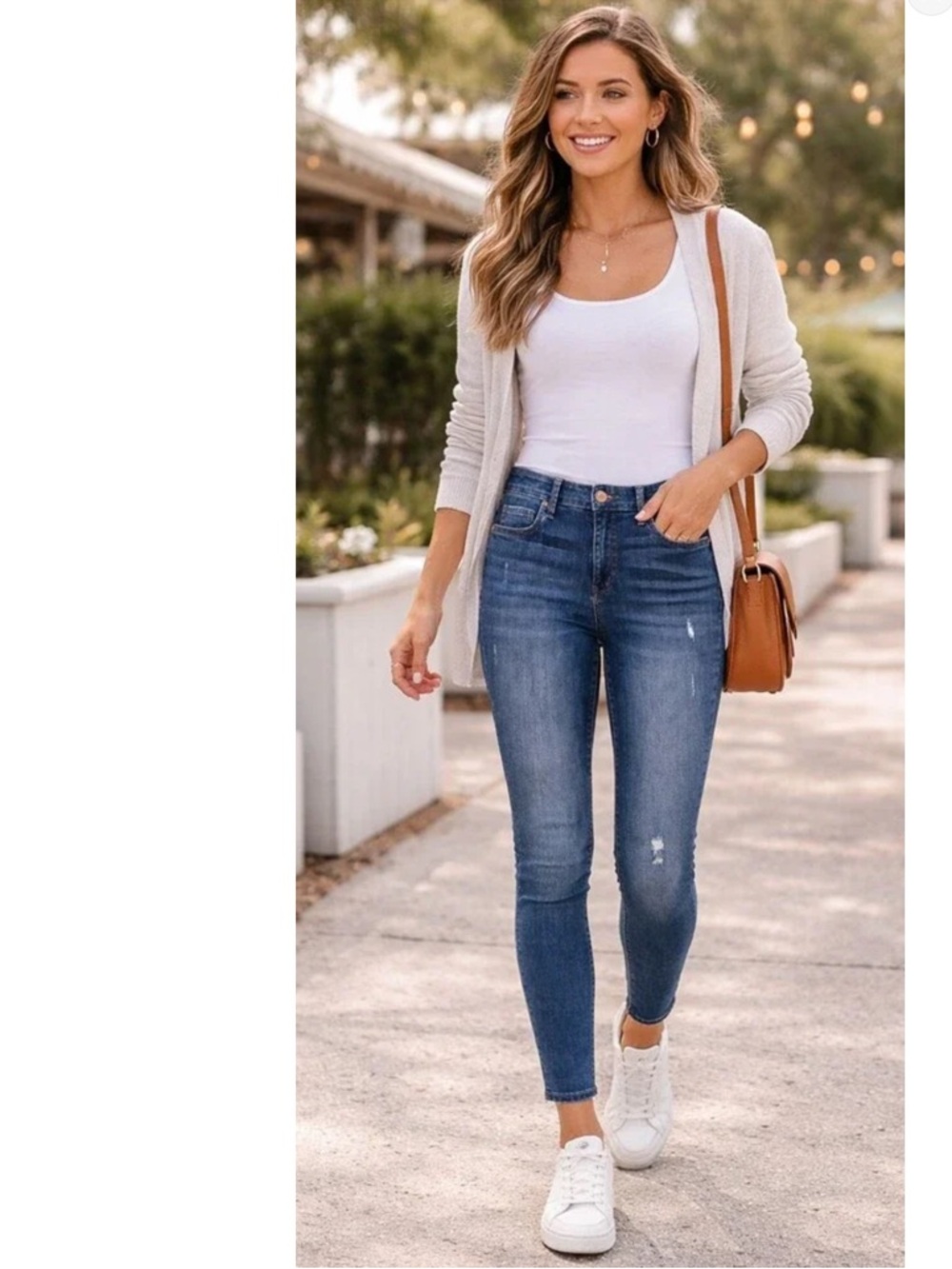 Kut from the Kloth High Rise Toothpick Skinny Jeans with Light Whiskering (BB)